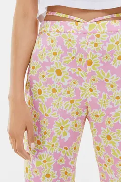 شلوار پالازو گل گلی زنانه رنگ صورتی برشکا Bershka (ساخت اسپانیا)