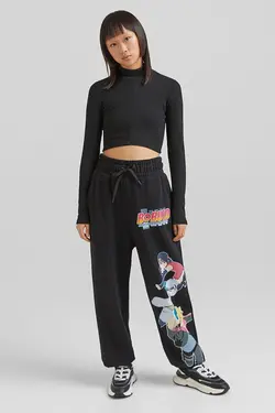 شلوار جاگر نخی با طرح Boruto X زنانه رنگ مشکی برشکا Bershka (ساخت اسپانیا)
