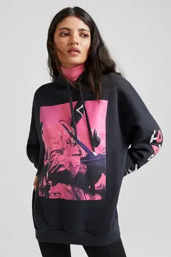 هودی با طرح بازی مرکب زنانه رنگ مشکی برشکا Bershka (ساخت اسپانیا)