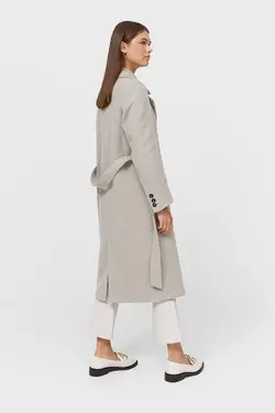 کت پشمی سفید بلند زنانه کمربند دار از برند استرادیواریوس Stradivarius (ساخت اسپانیا)