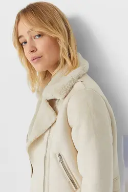 کت کوتاه رنگ اکرو زنانه از برند استرادیواریوس Stradivarius (ساخت اسپانیا)