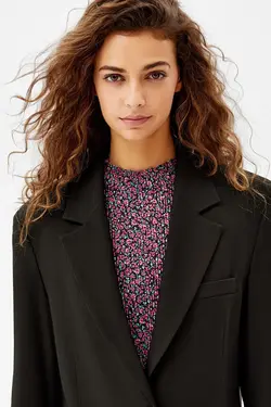 کت (مدل مردانه) زنانه رنگ مشکی برشکا Bershka (ساخت اسپانیا)