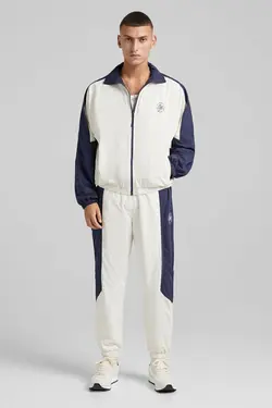 سویشرت ورزشی مدل C. Tangana X مردانه رنگ سرمه ای برشکا Bershka (ساخت اسپانیا)