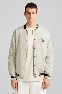 سویشرت بمب افکن سبک مردانه رنگ سفید برشکا Bershka (ساخت اسپانیا)