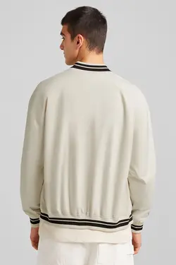 سویشرت بمب افکن سبک مردانه رنگ سفید برشکا Bershka (ساخت اسپانیا)