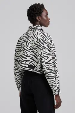 کت پنبه ای طرح چاپی گورخری زنانه رنگ مشکی برشکا Bershka (ساخت اسپانیا)