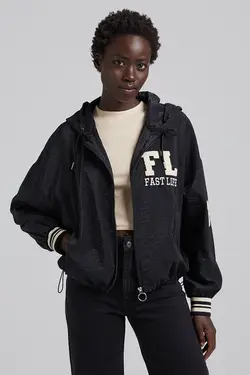 سویشرت کلاهدار زنانه رنگ مشکی برشکا Bershka (ساخت اسپانیا)