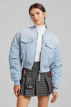 کاپشن بمب افکن پنبه ای Contrast Look زنانه رنگ آبی روشن برشکا Bershka (ساخت اسپانیا)