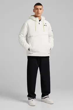 کاپشن کلاهدار جلو بسته جیب کانگورو مردانه رنگ سفید برشکا Bershka (ساخت اسپانیا)