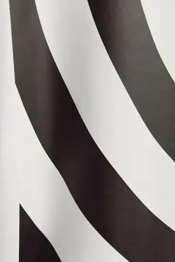 کاپشن کلاهدار جلو بسته جیب کانگورو مردانه رنگ سفید برشکا Bershka (ساخت اسپانیا)