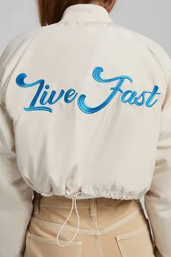 کاپشن بمب افکن مدل  Crop Fit زنانه رنگ کرم برشکا Bershka (ساخت اسپانیا)