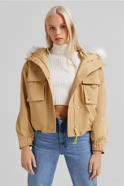 کاپشن پارکا کلاهدار با قطعات جداشدنی زنانه رنگ شنی ماسه ای برشکا Bershka (ساخت اسپانیا)