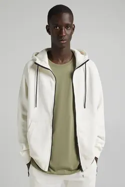 سوییشرت کلاهدار مردانه رنگ کرم برشکا Bershka (ساخت اسپانیا)