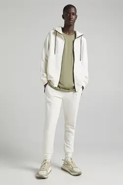 سوییشرت کلاهدار مردانه رنگ کرم برشکا Bershka (ساخت اسپانیا)