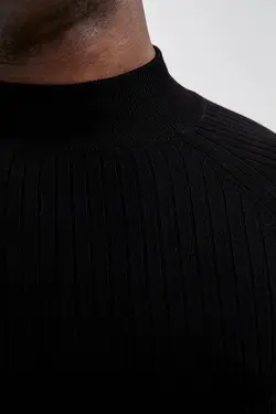 ژاکت بافتنی مردانه یقه گرد رنگ سیاه برند دفاکتو DeFacto (ساخت ترکیه)