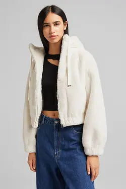 کاپشن پشم مصنوعی کلاهدار زنانه رنگ سفید برشکا Bershka (ساخت اسپانیا)