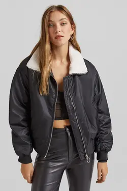 ژاکت زنانه بمب افکن مشکی پشم مصنوعی برشکا Bershka (ساخت اسپانیا)