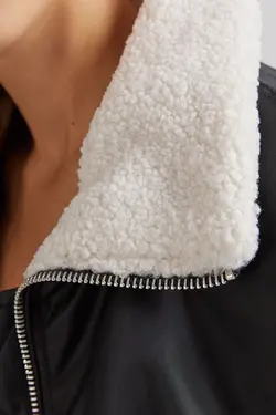 ژاکت زنانه بمب افکن مشکی پشم مصنوعی برشکا Bershka (ساخت اسپانیا)