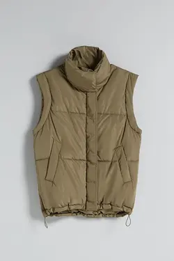 جلیقه بادی بدون آستین زنانه رنگ خاکی برشکا Bershka (ساخت اسپانیا)