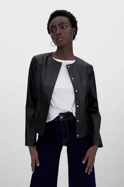 ژاکت چرم مصنوعی زنانه یقه گرد مشکی استرادیواریوس Stradivarius (ساخت اسپانیا)