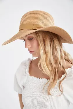 کلاه حصیری راه راه زنانه کرم دفاکتو DeFacto (ساخت ترکیه)