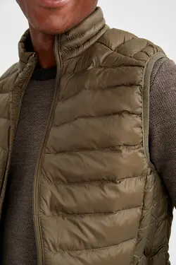 پافر بادی کوتاه یقه ایستاده مردانه خاکی  دفاکتو DeFacto (ساخت ترکیه)