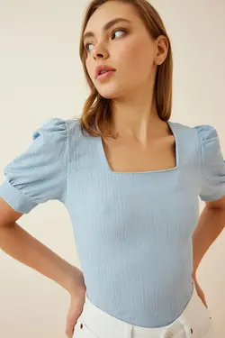 بلوز  بافتنی آستین بادکنکی یقه مربع  زنانه  هپی‌نس استانبول Happiness (ساخت ترکیه)