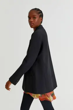 مانتو کتی زنانه پول اند بیر Pull & Bear (ساخت اسپانیا)