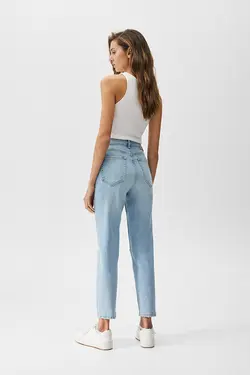 شلوار جین مام استایل زنانه فیت پول اند بیر Pull & Bear (ساخت اسپانیا)