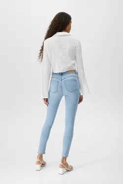 شلوار جین زنانه فیت پول اند بیر Pull & Bear (ساخت اسپانیا)