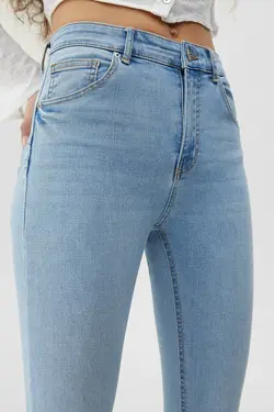 شلوار جین زنانه فیت پول اند بیر Pull & Bear (ساخت اسپانیا)