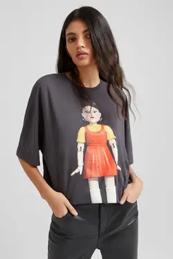 تی شرت نوک مدادی مدل قواره دار طرح چاپی بازی مرکب آستین کوتاه زنانه برشکا Bershka (ساخت اسپانیا)