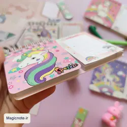 دفترچه یونیکورن همراه با پست ایت