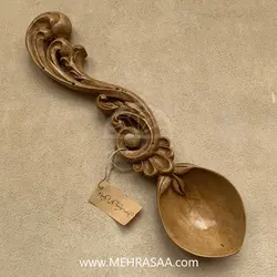 قاشق چوبی گل پیچک صدفی