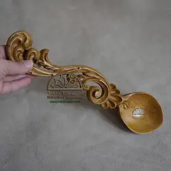 قاشق چوبی گل پیچک صدفی