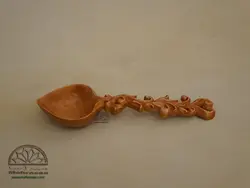 قاشق چوبی برگی خاله ریزه