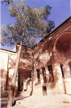 معماری خانۀ رضا حسینی کاشان