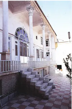 معماری خانه اصفهانیان کاشان