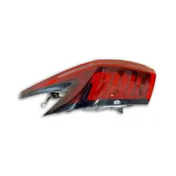 چراغ عقب چپ روی گلگیر فونیکس FX - فروشگاه آنلاین مولتی یدک