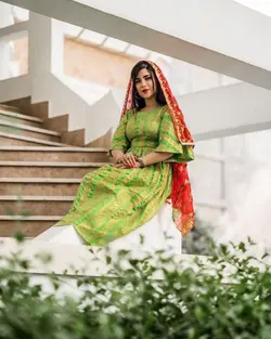 ماکسی ساتن زنانه مدل آستین سه ربع mp106