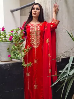 ست پیراهن زنانه مجلسی مدل بلوچی با شال قرمز ml111