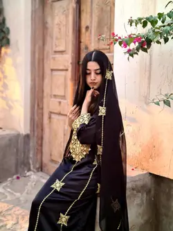 لباس مجلسی مشکی طلایی  ml118