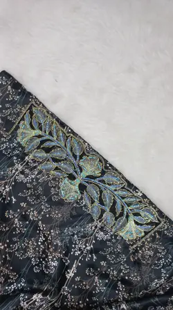 لباس عربی زنانه مدل طرحدار نگینی pn105