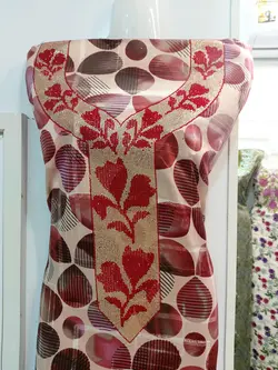 لباس عربی مدل یقه طرحدار نگینیpn111