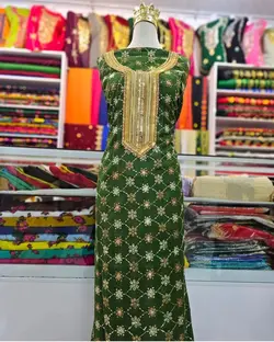 مدل لباس حریر کارشده مدل نواردوزی سبز حنایی رنگml129