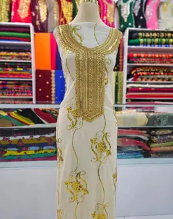 کندوره نواردوزی شده سفید رنگ با طرح پارچه پولکی ml150