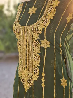 کندوره حریر پرکار سبز رنگ با طرح گل شش پر ml159