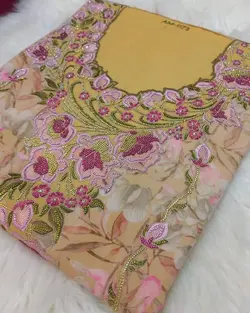 مخور گلدوزی شده cn106
