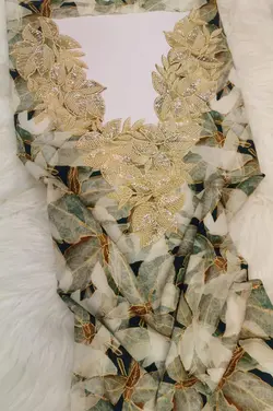 مخور اماراتی cn127