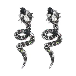 گوشواره میخی زنانه مدل مار کد go21